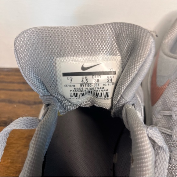 Nike Run Swift Women’s Running Shoes 7 without box - Picture 5 of 10